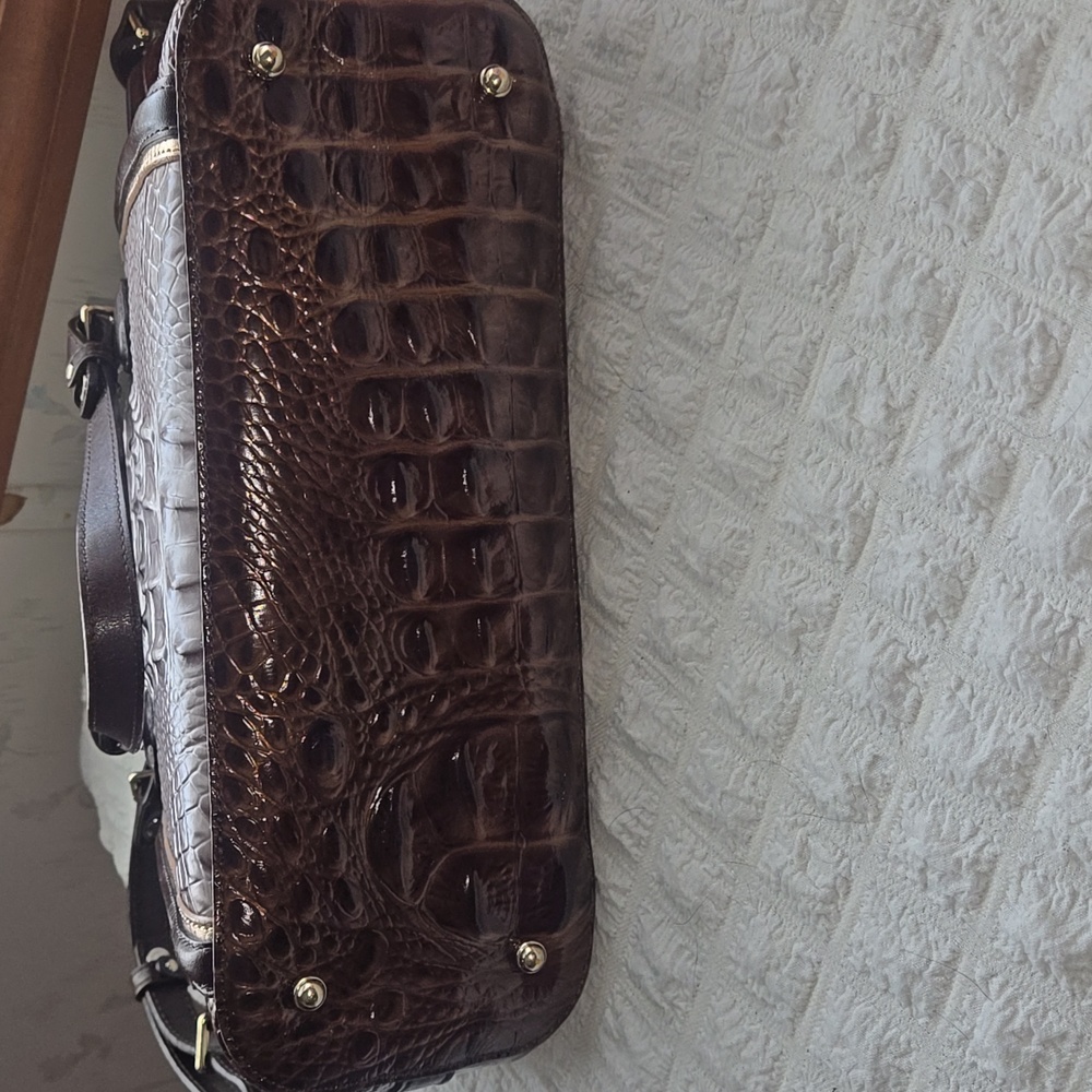 Brahmin Mini Asher Crocodile-Embossed Women's Bag In Quill Greco - Picture 3 of 10